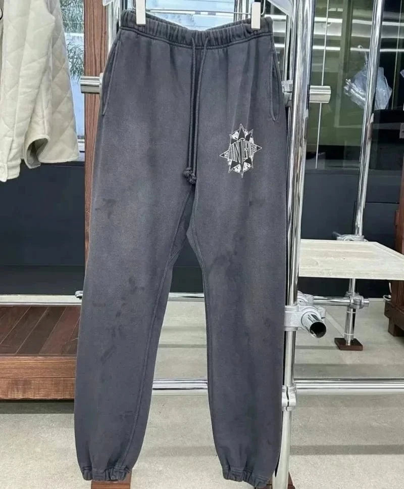 Sudaderas con capucha de gran tamaño Hiphop Street Retro Saint, sudaderas con estampado de grafiti a cuadros y daños lavados, pantalones, chándal para hombres y mujeres